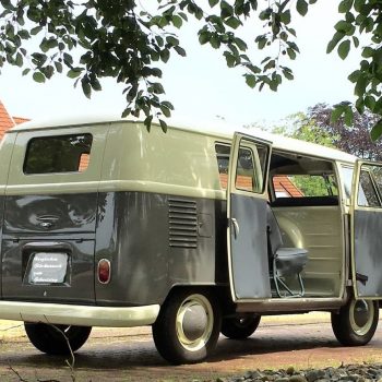 Volkswagen Bus in Originale zustand dunkele Verkleding an der innenseite