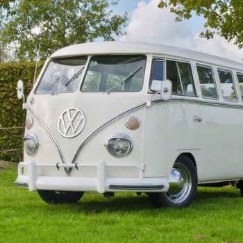 Oldtimer bus in Weiss Tramauto für jede Hochzeit