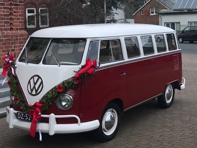 VW Bulli T1 Rot Red flower 1963 Hippiebus Oldtimerauto
